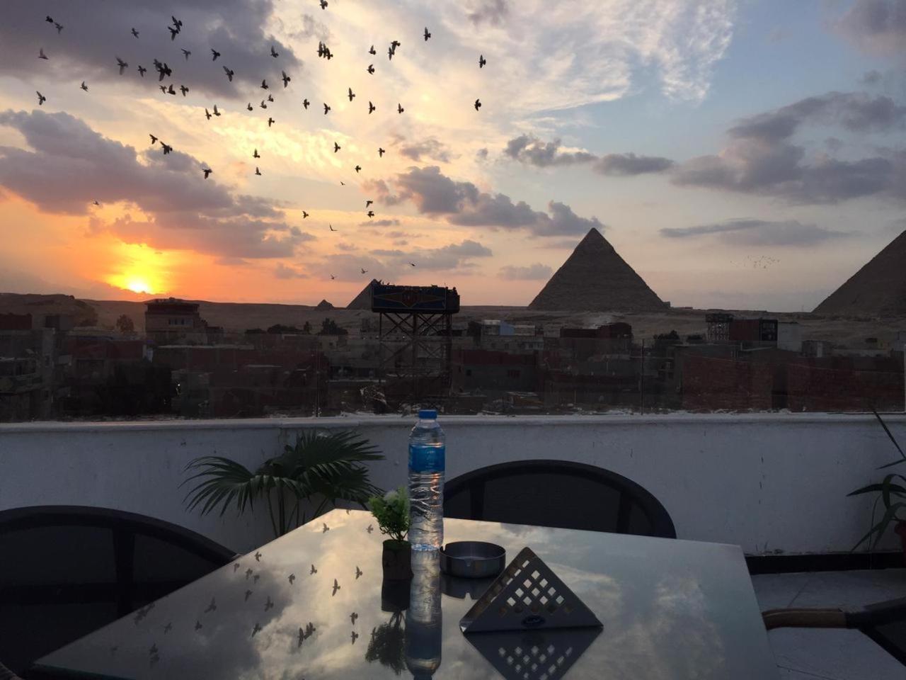 Eagles Pyramids View Hotel Kafrat al Jabal ภายนอก รูปภาพ